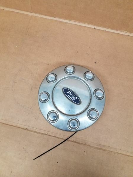 F250SD2006 Center Cap Wheel 247721