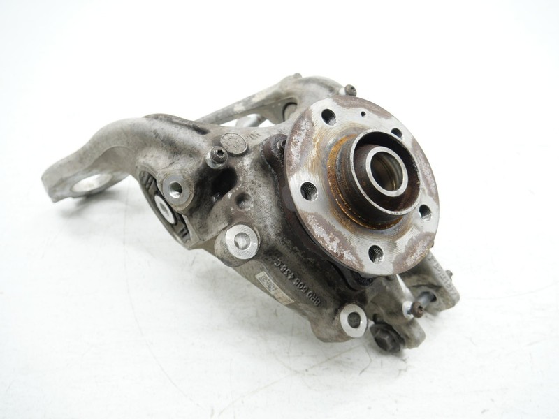 Used Rear Right Passenger Side Knuckle Spindle Hub 2016-20168 Audi RS7 C7.5 OEM