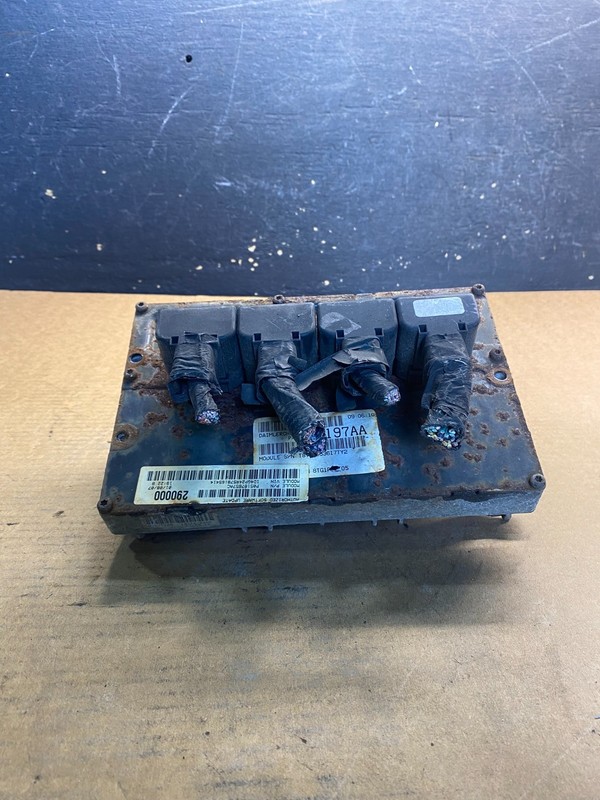 2005 ChryslerCaravan3.3L Engine Control Unit ECU P05187657AC AA0915 DG