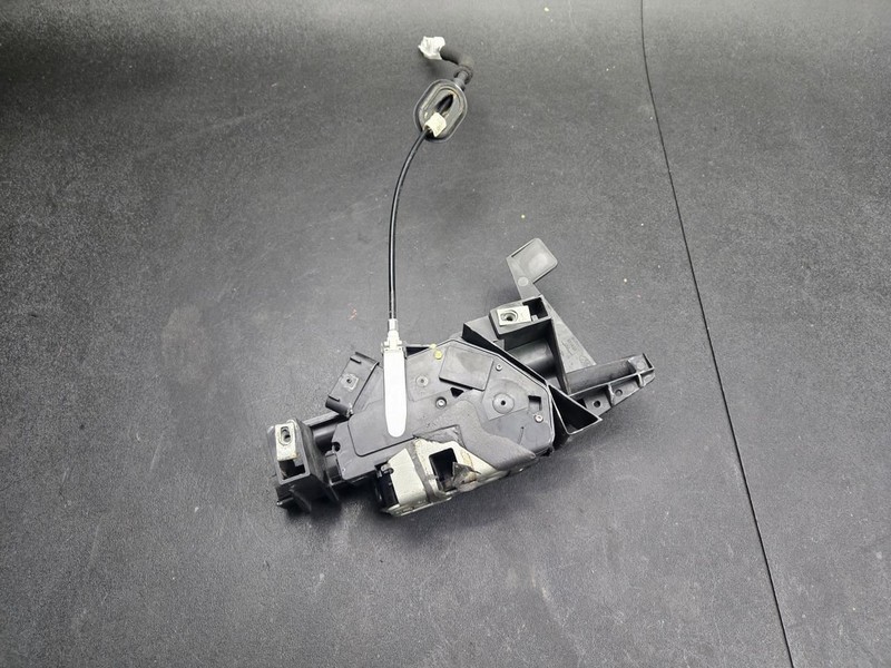 Front Right Door Lock Latch 2018 Ford Fusion AE8A-5421812-BH 2013 2014 - 2020