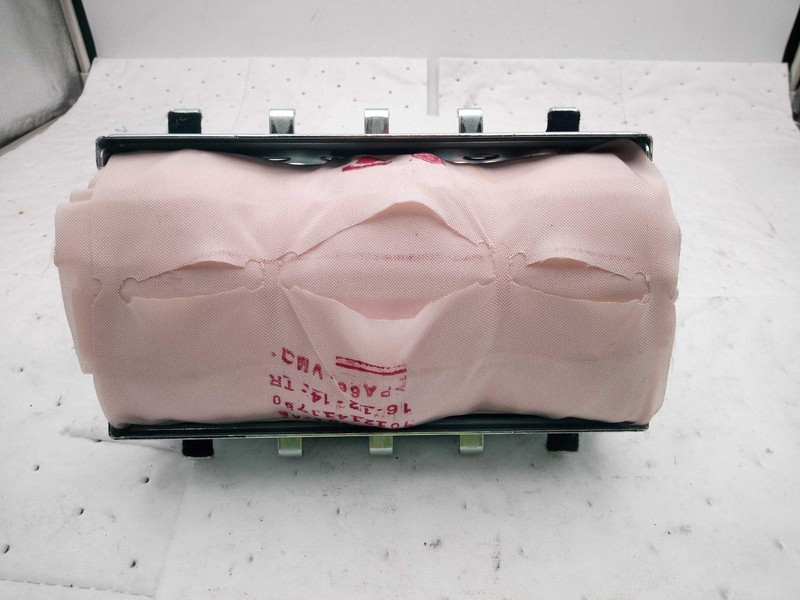2015 Subaru Legacy Right Instrument Panel Air Bag Green 111K Miles OEM