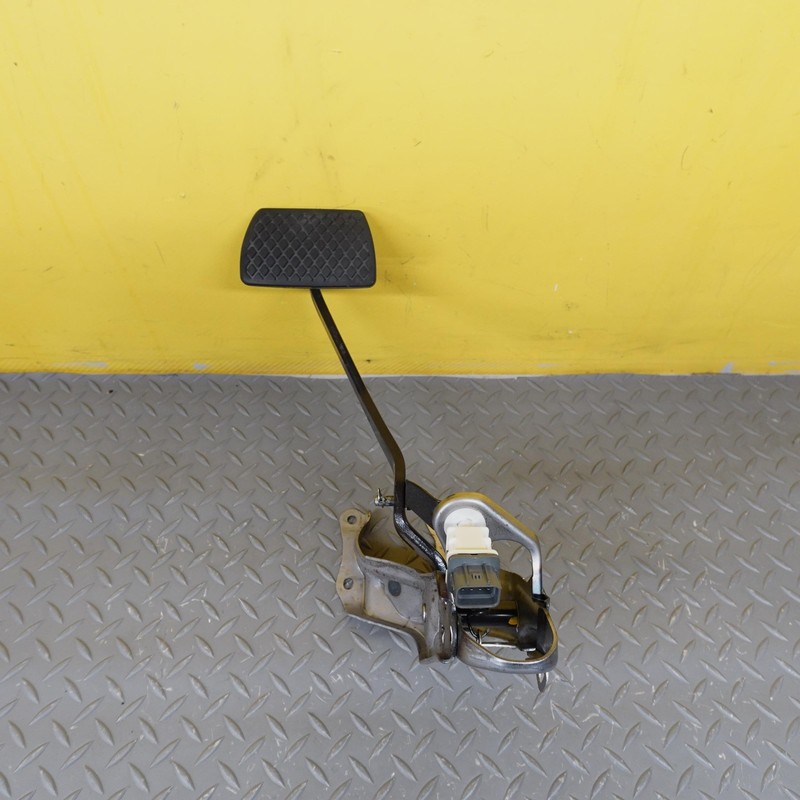 2023-2025 HONDA ACCORD BRAKE FOOT STOP PEDAL W/ BRACKET OEM 4660030AA910M1