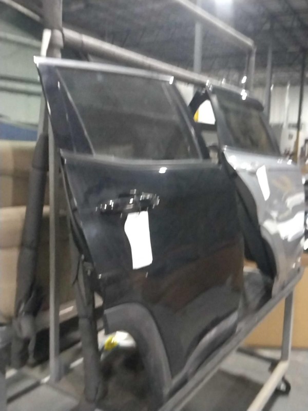 2019 Jeep Compass Rear Right Door Black OEM 661881, 85000 Miles