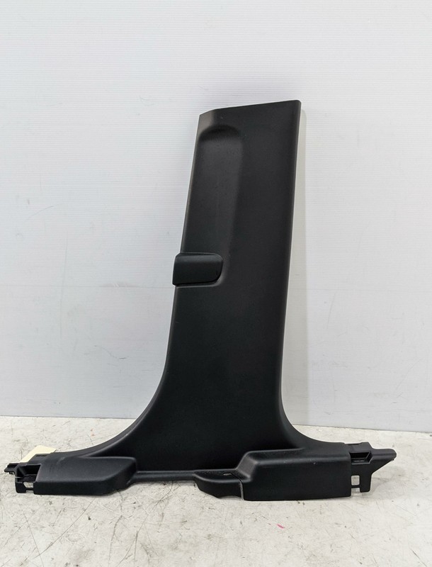 Center Right B Pillar Lower Trim Panel 2020 Ford Escape 2021 LJ6B-S243W06