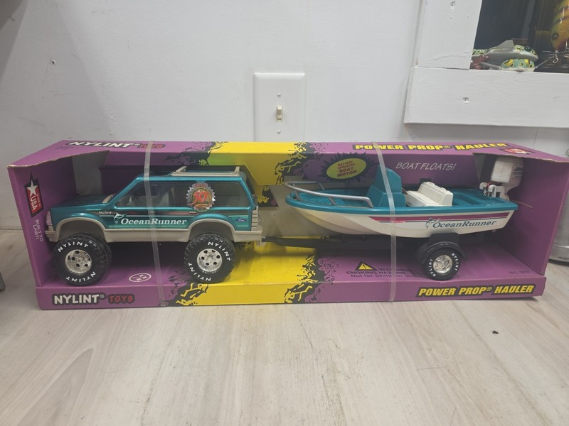 1996Nylint Ford Ocean Runner&Ocean Runner Boat Trailer Johnson Motor Boxed