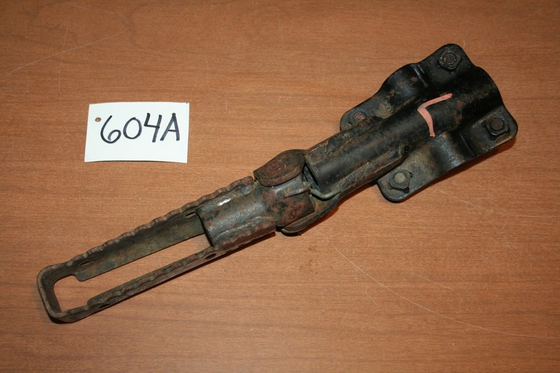 1985 Honda ATC 200S Left Side Foot Peg Step 85