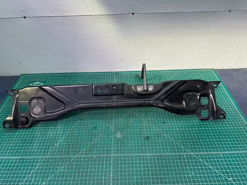 10-16 Mercedes E-class W212 FRONT UPPER RADIATOR SUPPORT TIE BAR OEM