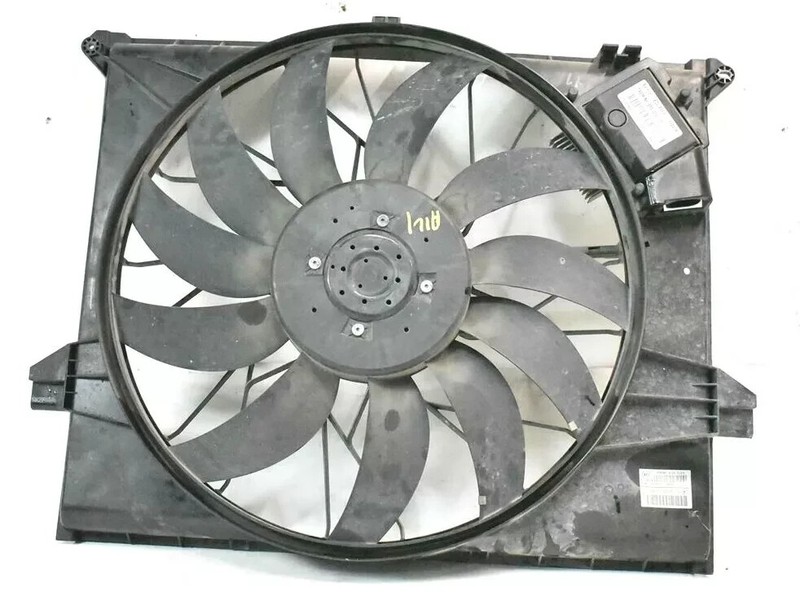 07-13 Mercedes X164 GL450 ML550 Engine Motor Radiator Cooling Fan Assembly OEM