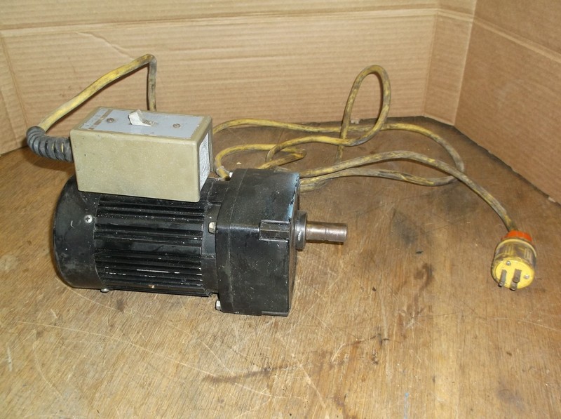 Square D 572A Motor and Controller Assembly MAN MTR CNTLR *FREE SHIPPING*