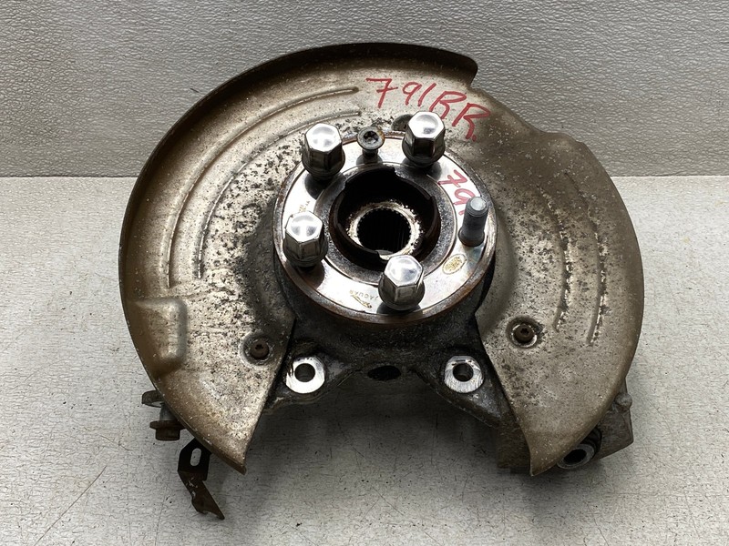 2017-2020 JAGUAR F-PACE REAR RIGHT PASSENGER SIDE SPINDLE KNUCKLE HUB OEM LOT791