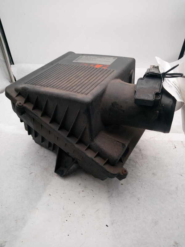 2013 Chevrolet Silverado 1500 Air Cleaner Assembly OEM 4.3L 153K Miles