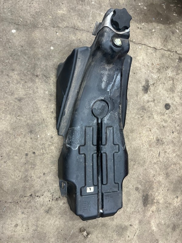 Ski-doo GSX MXZ REV 550 600 800 Fuel Tank513033171