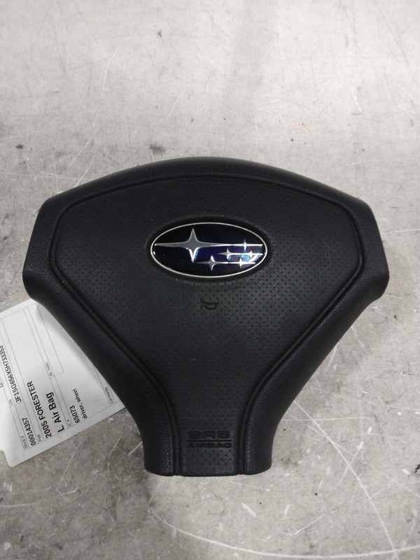 2005 Subaru Forester Steering Wheel Air Bag OEM 98211SA070 Used 137K Miles