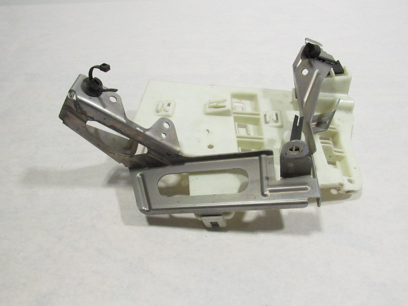 18-20 Mercedes S560 W222 2019 4.0L Front Bracket Mount Support |:O