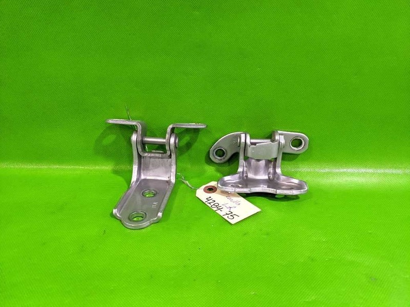 19-24 COROLLA HTBK DRIVER LEFT REAR DOOR HINGE PAIR OEM 4284-75