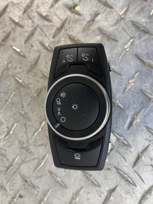 13-19 Ford Escape Headlight Switch Assembly Oem Tested