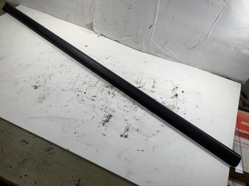 90-93 ACURA INTEGRA 2D RIGHT SIDE DOOR MOLDING IMPACT STRIP 75302-SK7-A02 OEM