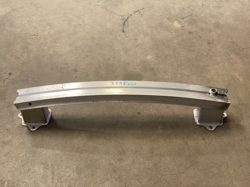 2016-2020 BUICK ENVISION REAR BUMPER REINFORCEMENT IMPACT BAR OEM LOT779