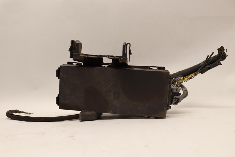 2013-2016 FORD TAURUS 3.7L POLICE PACKAGE ENGINE FUSE BOX JUNCTION BLOCK OEM