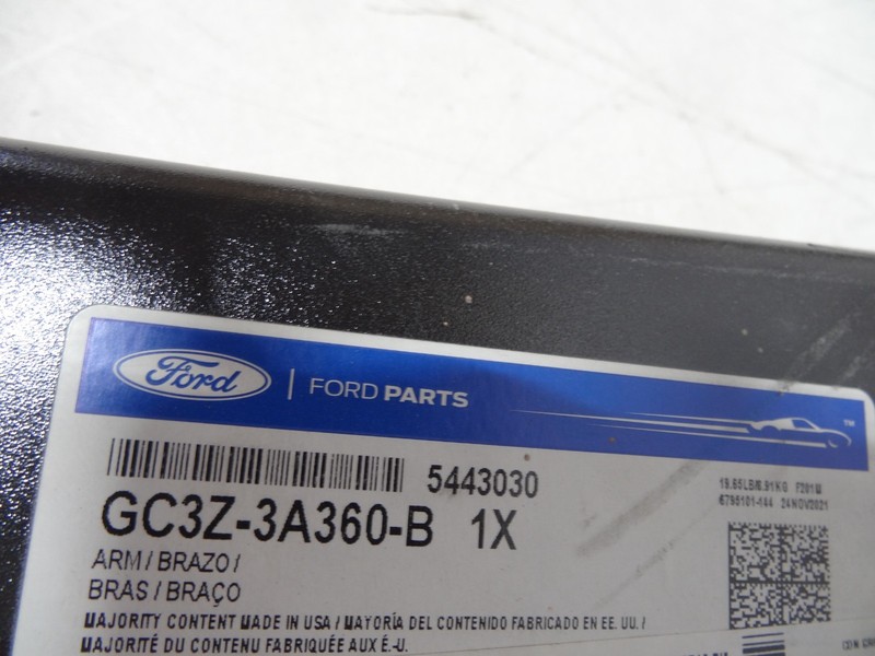 2008-2016 FORD SUPER DUTY F250-F350-F450-F550 Right Passenger Side Radius Arm