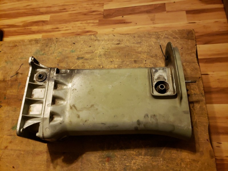 Suzuki DT 75-85 HP 52111-95660-0ED Driveshaft Housing Outboard 1988-2000