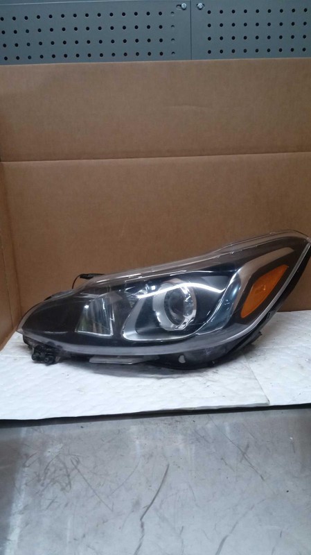 2020 Chevrolet Spark Left Headlight Assembly Black 668016 Used 139K Miles