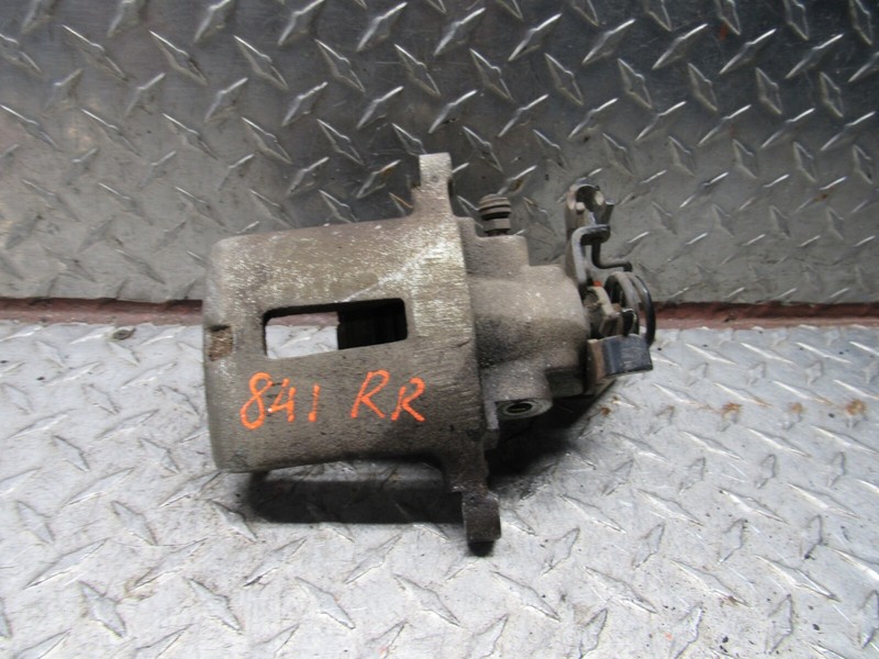 09 MUSTANG RIGHT REAR PASSENGER BRAKE CALIPER EXC.SHELBY GT500 BULLITT PACKAGE