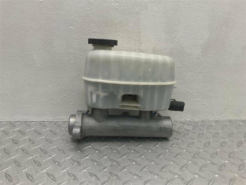 03-06 YUKON XL 1500 TAHOE ESCALADE BRAKE BOOSTER MASTER CYLINDER OEM 541-01248