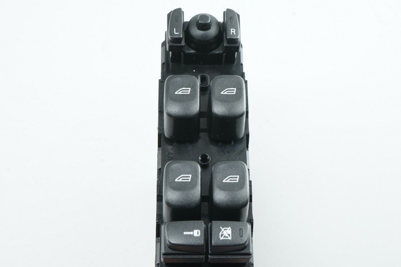 VOLVO XC90 S80 S60 Front Left LH Door Master Switch OEM 2005 2006