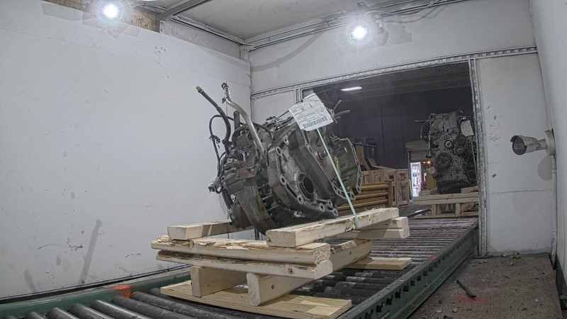 2007 Mazda CX-7 Automatic Transmission Assembly OEM 160K Miles Silver