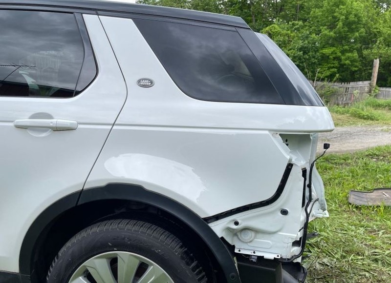 2020-2021 ROVER DISCOVERY SPORT LEFT QUARTER PANEL FUJI WHITE PC:1AA AWD 55122