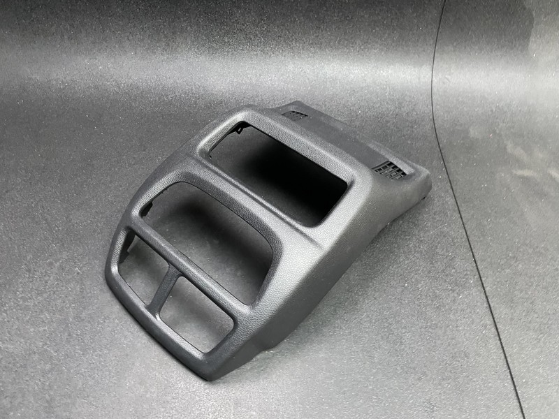 Center Console Rear End Trim Panel 2019 Honda Pilot 83416-TG7-A01 2016 - 2021