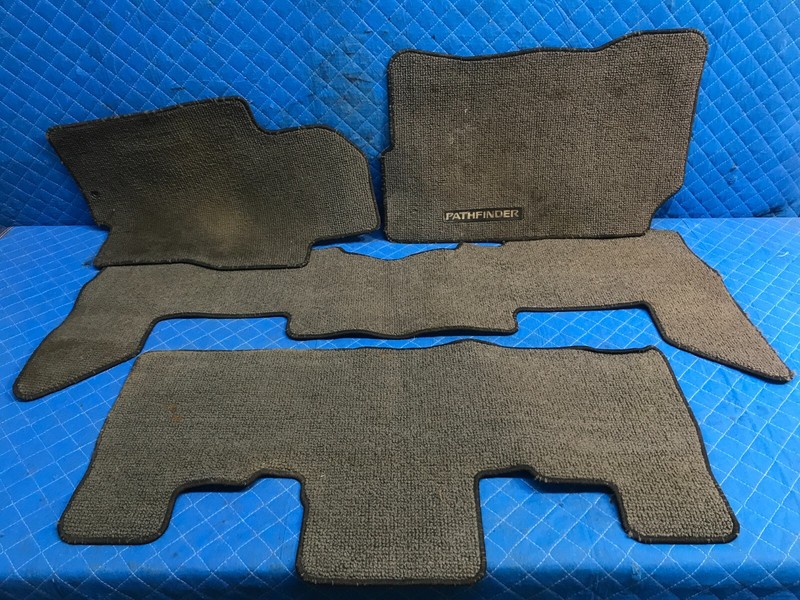 2005-2012 NISSAN PATHFINDER CARPET FLOOR MATS 4 PIECE SET GREY OEM