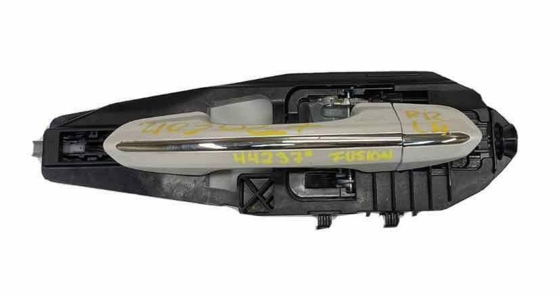 13 20 FORD FUSION REAR LEFT OUTSIDE DOOR HANDLE ASSY UG WHITE OEM ES7Z5426685D