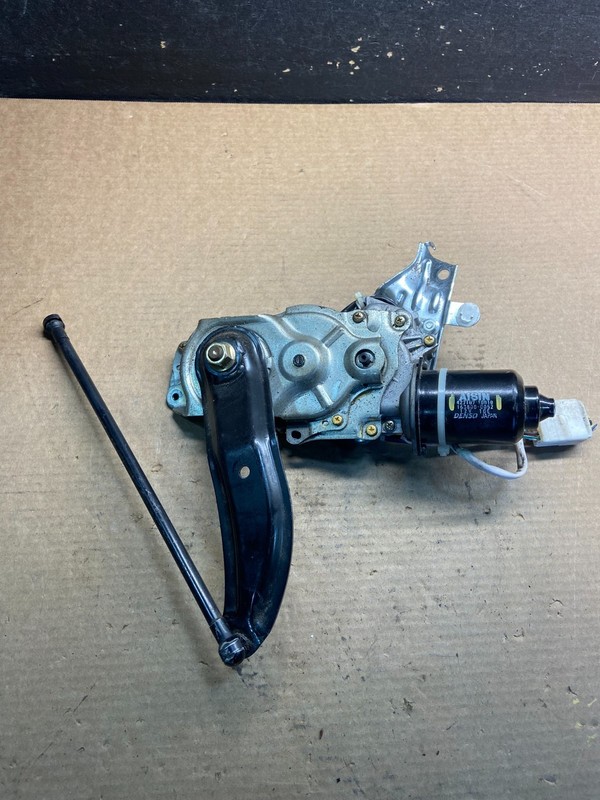 2004 2010 Toyota Sienna Liftgate Motor Trunk Lift Actuator OEM AA0668 DG
