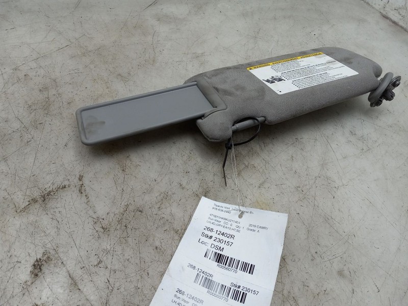 18-23 TOYOTA CAMRY SE PASSENGER RIGHT SUN VISOR WITHOUT PANORAMIC ROOF GRY-EA10