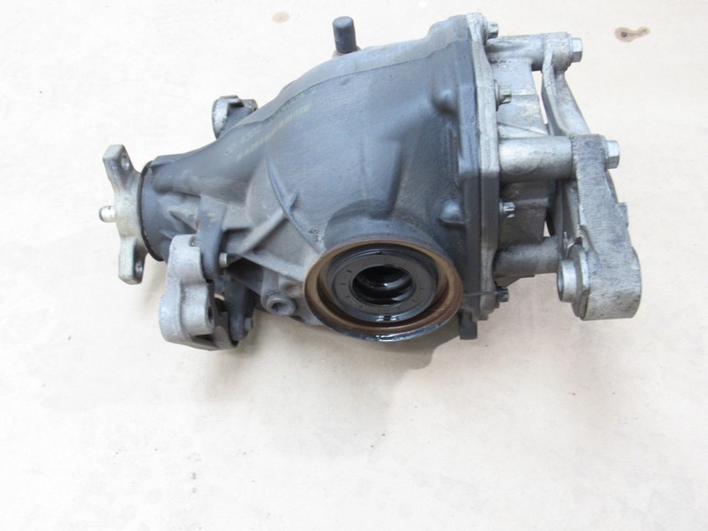 Mercedes S550 C217 2015 AWD Rear Differential Axle Carrier 14-17 *