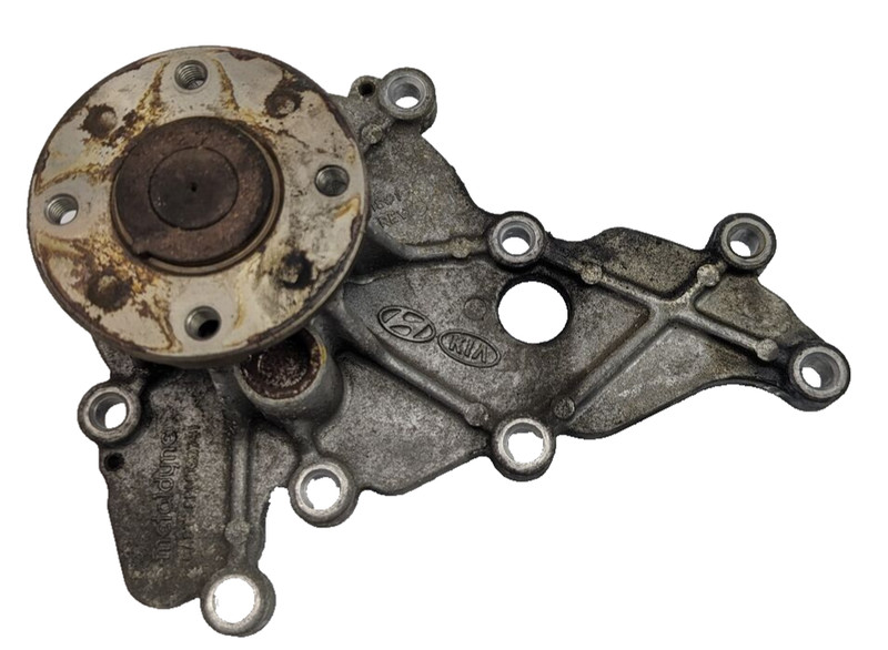 2009-2012 Hyundai Genesis 4.6L Sedan Water Pump OEM