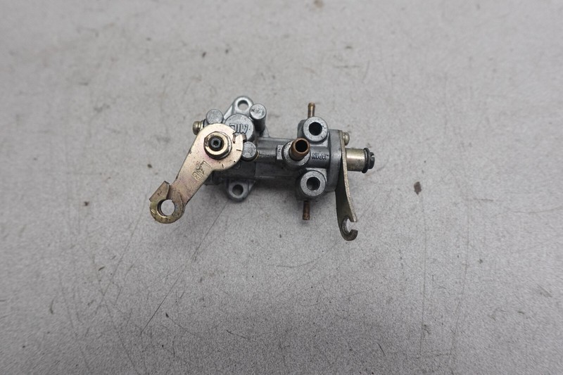 1985-1986 Polaris OEM Oil Injection Pump Ass'y Indy 400 600 Trail 3083484