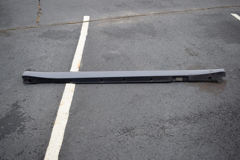 2011-2012 INFINITI G25 RIGHT SIDE ROCKER PANNEL FACTORY OEM