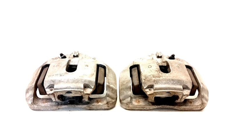 11-19 BMW F10 535i 640i ABS DISC BRAKE CALIPER LEFT RIGHT FRONT SET OEM 061725