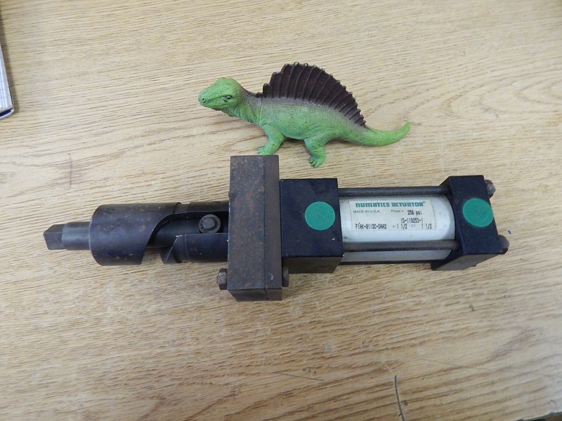 Numatics F1AK-0113C-DAA2 Cylinder 250 PSI 1D-119253-1 *FREE SHIPPING*