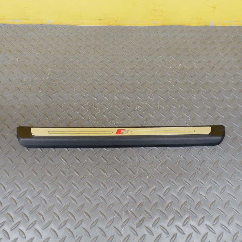 2019-2025 AUDI Q3 S-LINE Front Left Side Door Sill Plate Trim Oem 83a947417