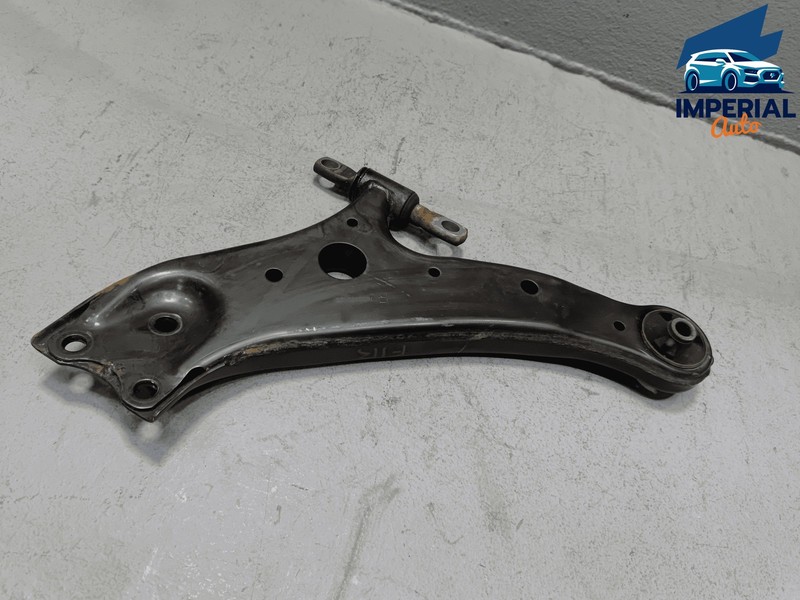 2016-2019 Toyota Highlander Front Right Passenger Side Lower Control Arm OEM