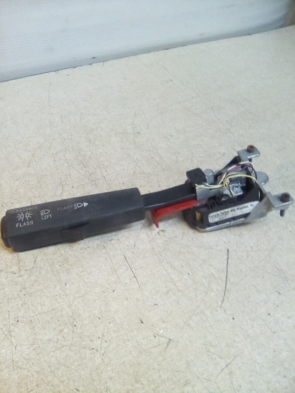 Mack Turn Signal Switch 25101664