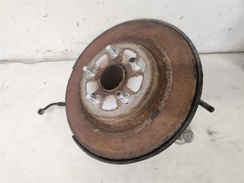 2018-2023 Honda Odyssey Rear Driver Spindle Knuckle Hub Bearing 52215-Thr-A01