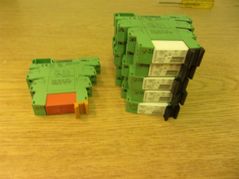 Phoenix Contact PLC-BSC-24DC/21HC Relay/Contact Blocks Lot of 6
