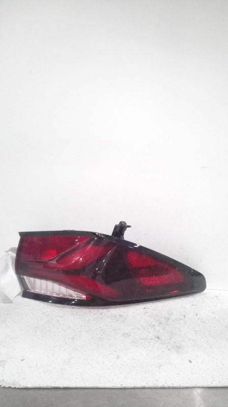 2019 Chevrolet Blazer LH Tail Light Assembly White Used 706751 73K Miles