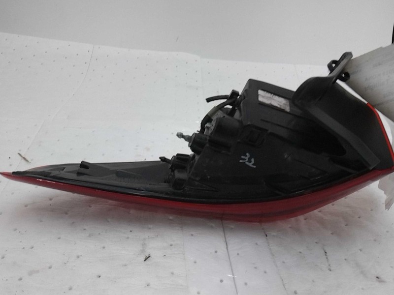2019 Hyundai KONA Left Tail Light Assembly Grey 664679 Used 64K Miles