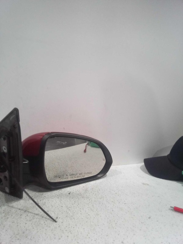 Used Right Door Mirror fits: 2019 Hyundai Accent w/o turn signal heated Right Gr
